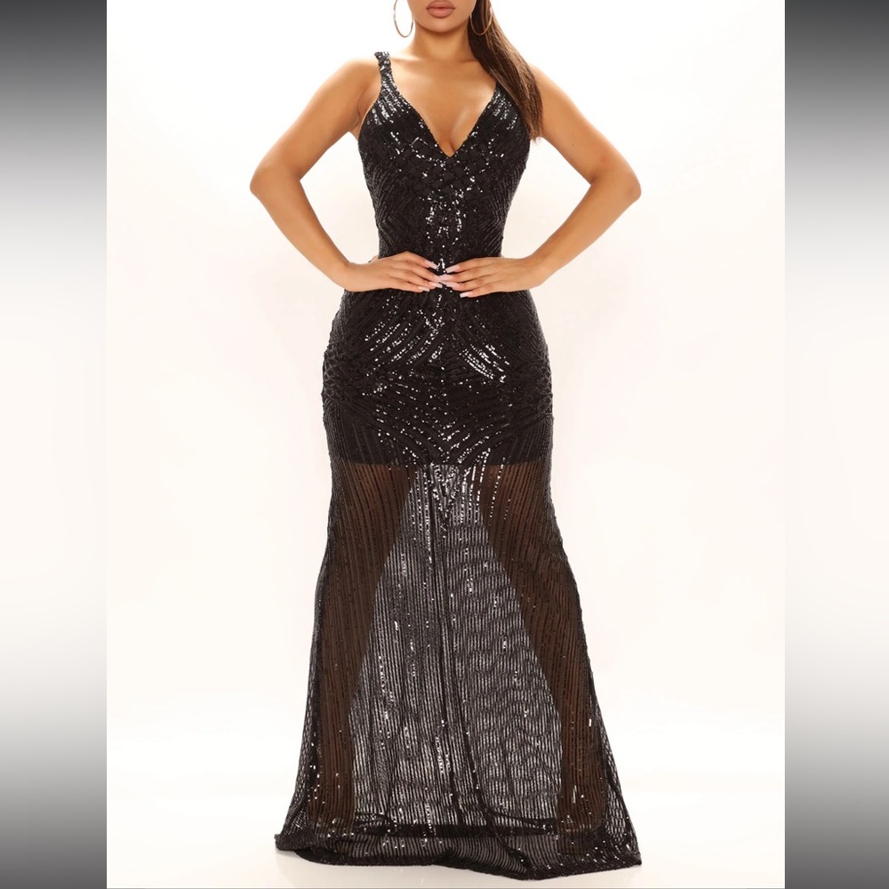 Fashion nova Dress - Picture 1 of 4